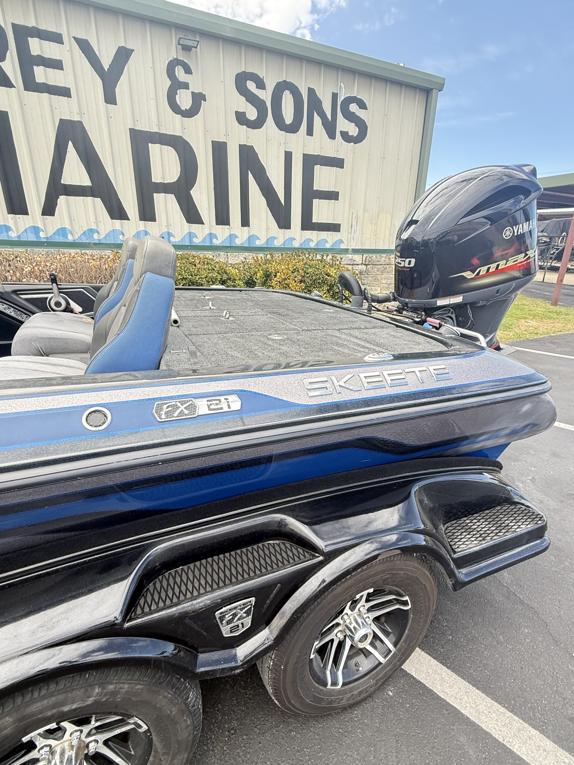 2016 FX 21 S/C SKEETER BASS BOAT