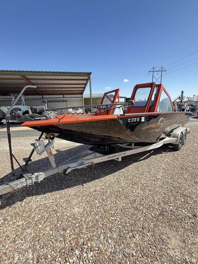 2020 EXCEL STORM CAT 230