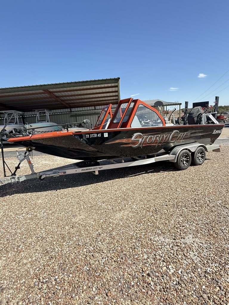 2020 EXCEL STORM CAT 230