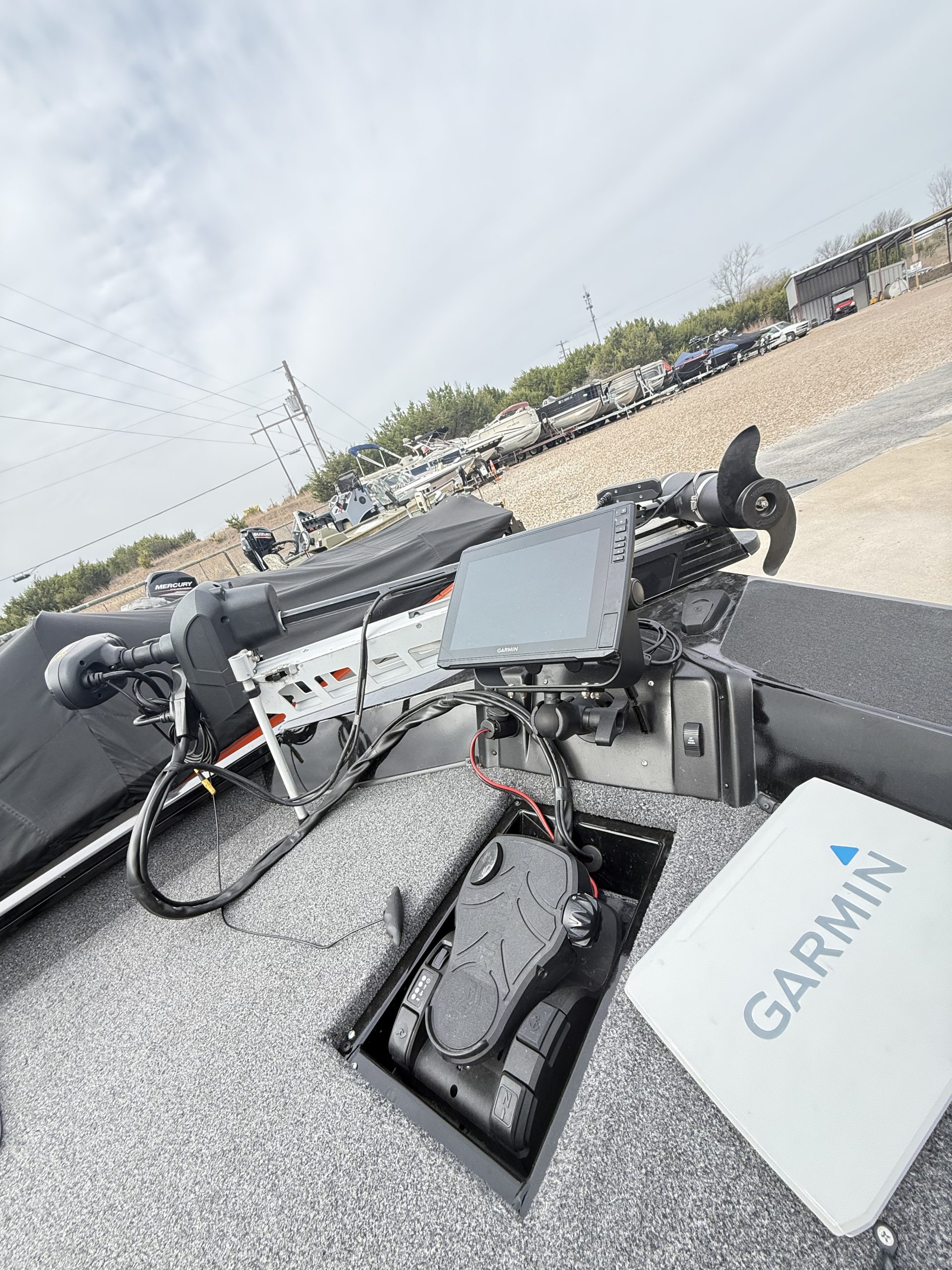 2022 CRESTLINER XF 189