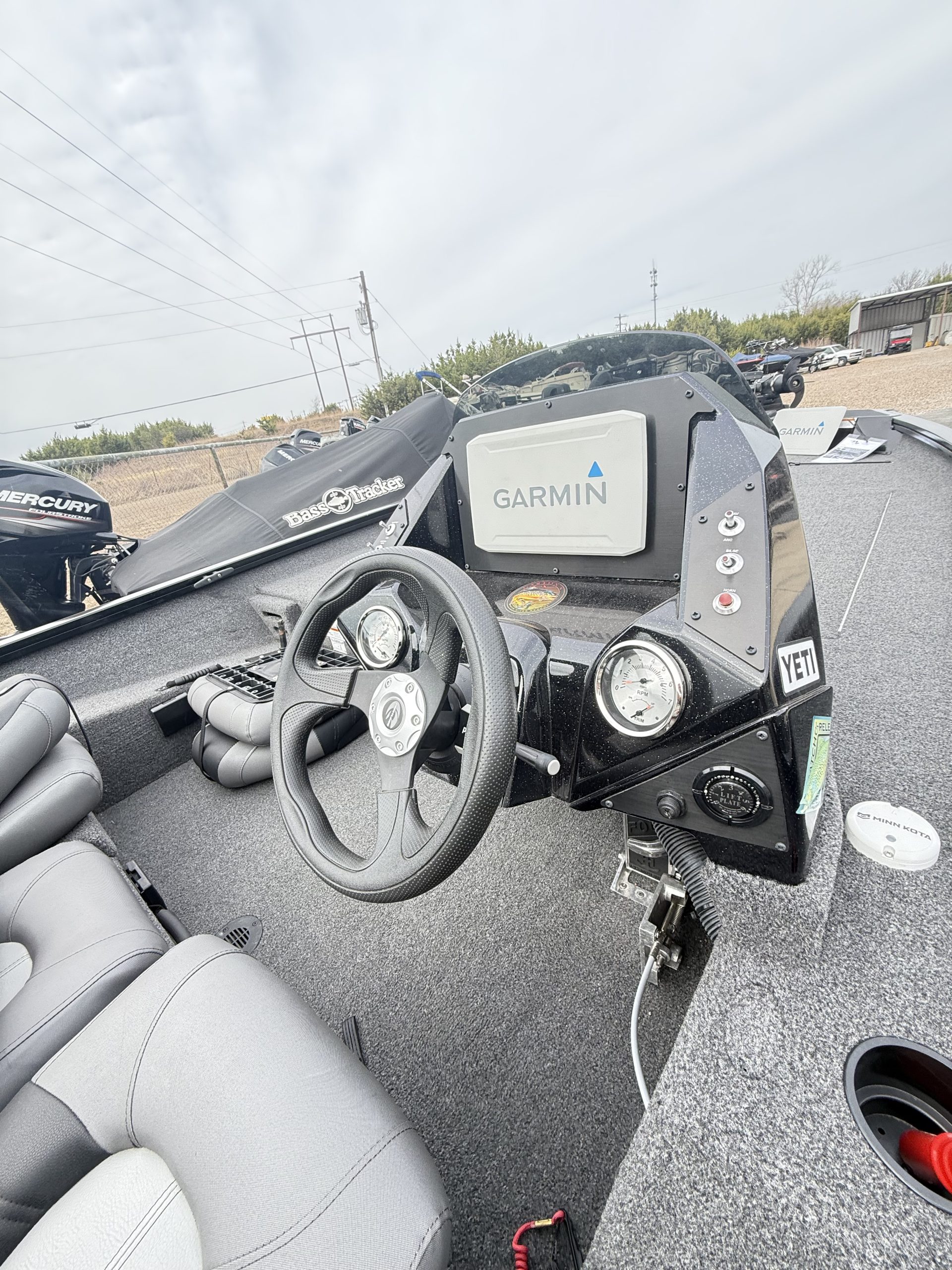 2022 CRESTLINER XF 189