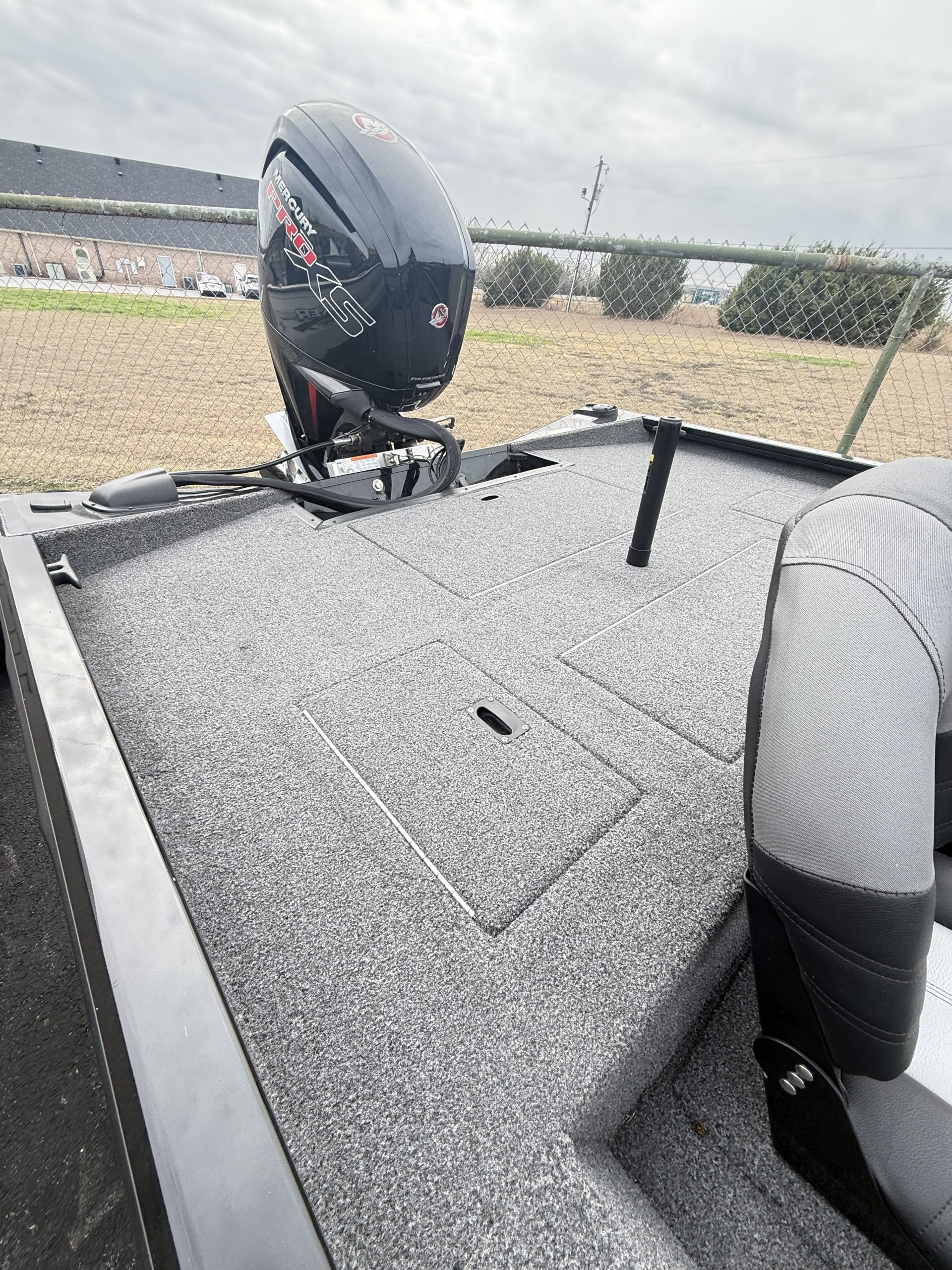 2022 CRESTLINER XF 189