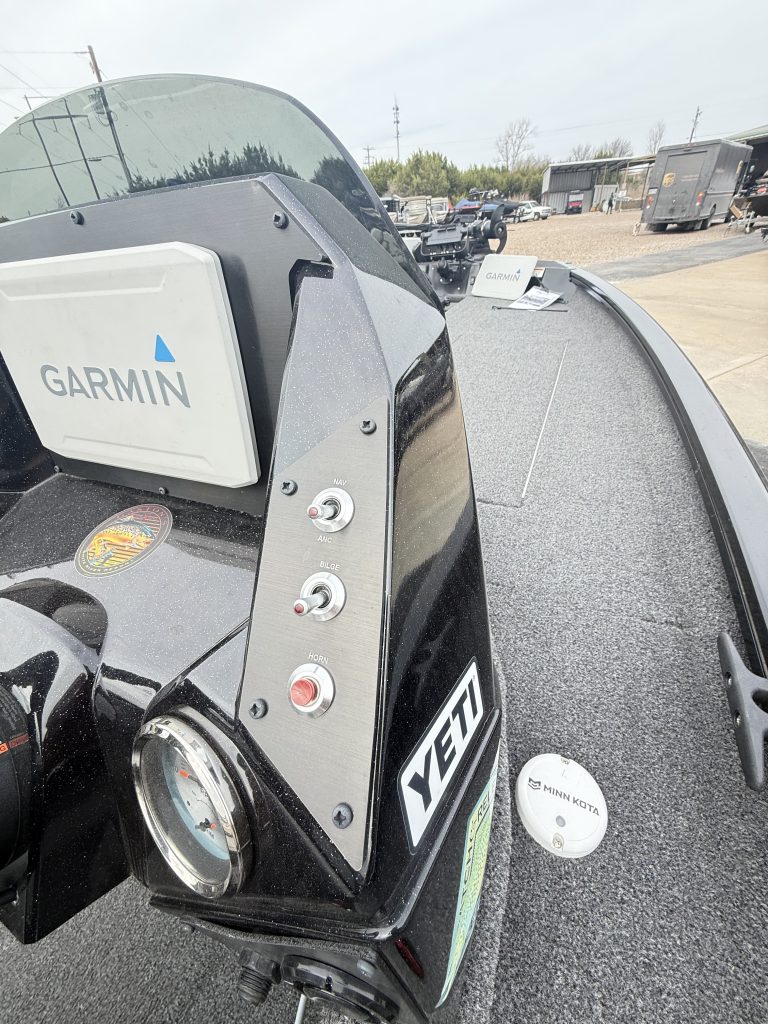 2022 CRESTLINER XF 189