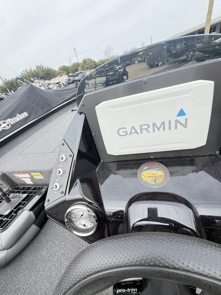 2022 CRESTLINER XF 189