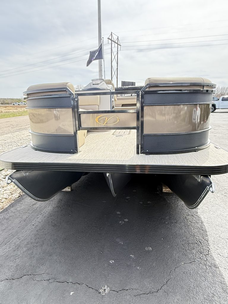 ALL NEW FOR 2026/VERANDA  VR 235 F2