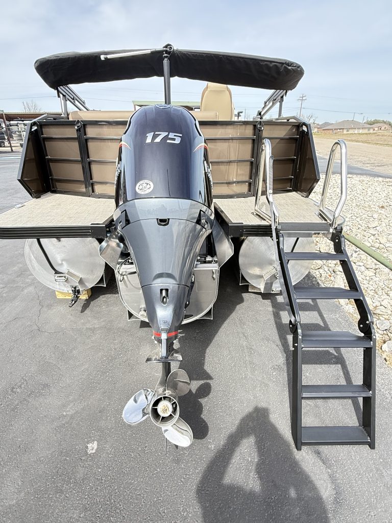 ALL NEW FOR 2026/VERANDA  VR 235 F2