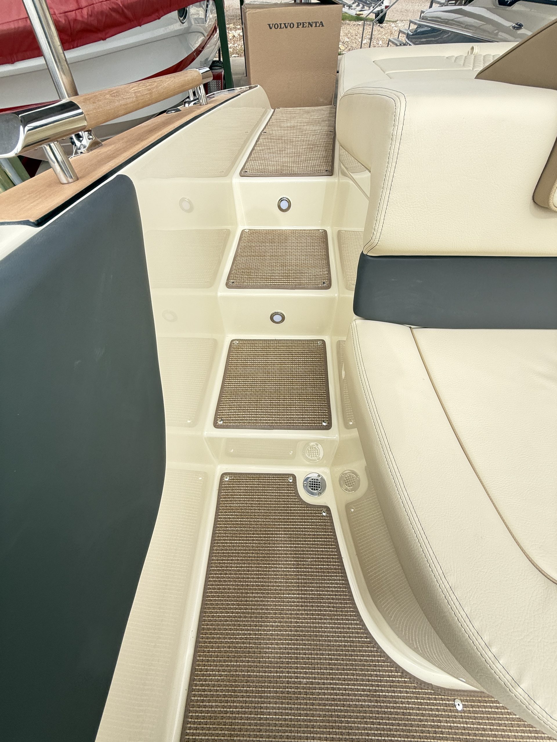 2026 CHRIS CRAFT SPORTSTER 25’STD