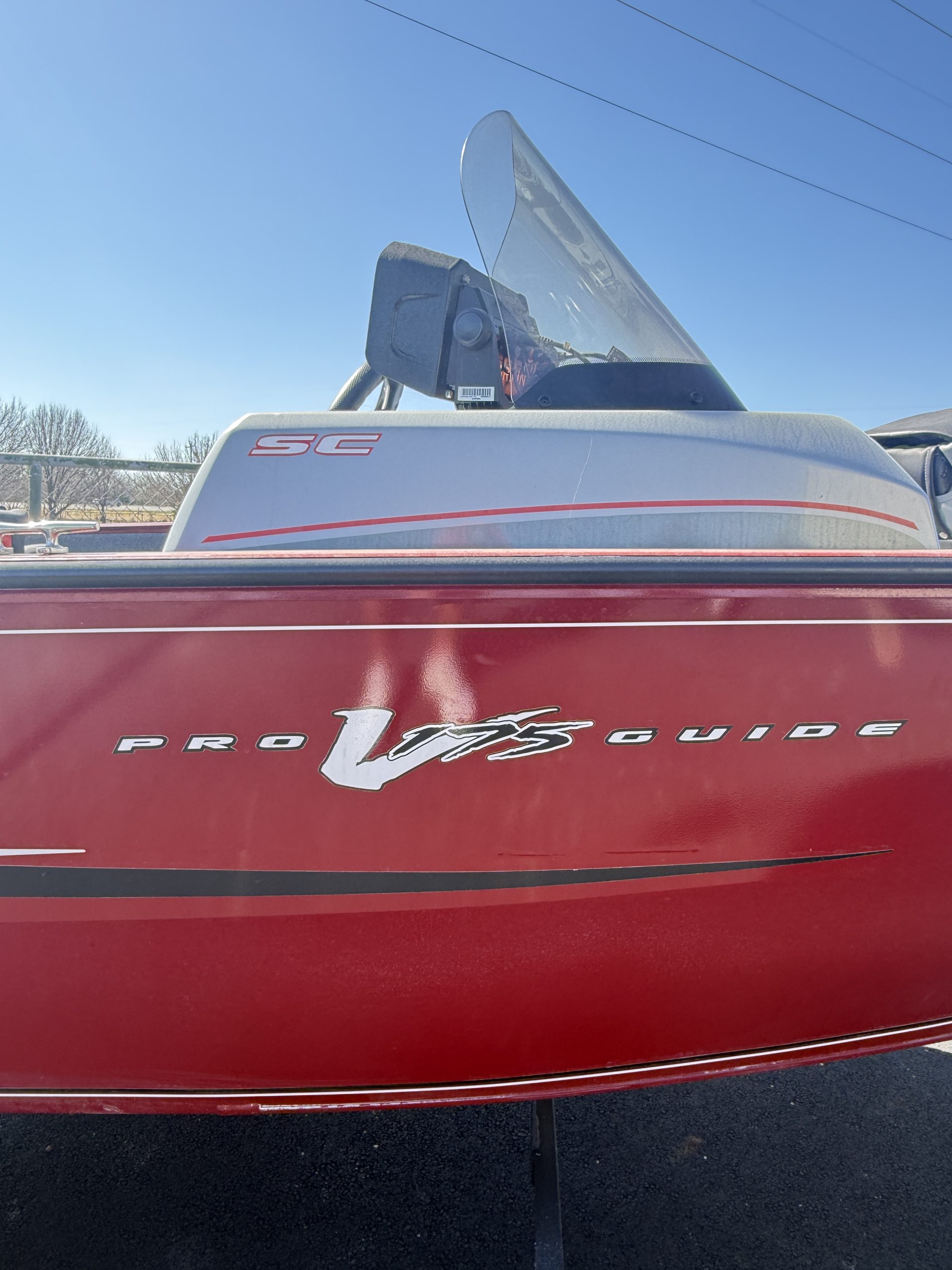 2019 TRACKER PRO GUIDE V-175