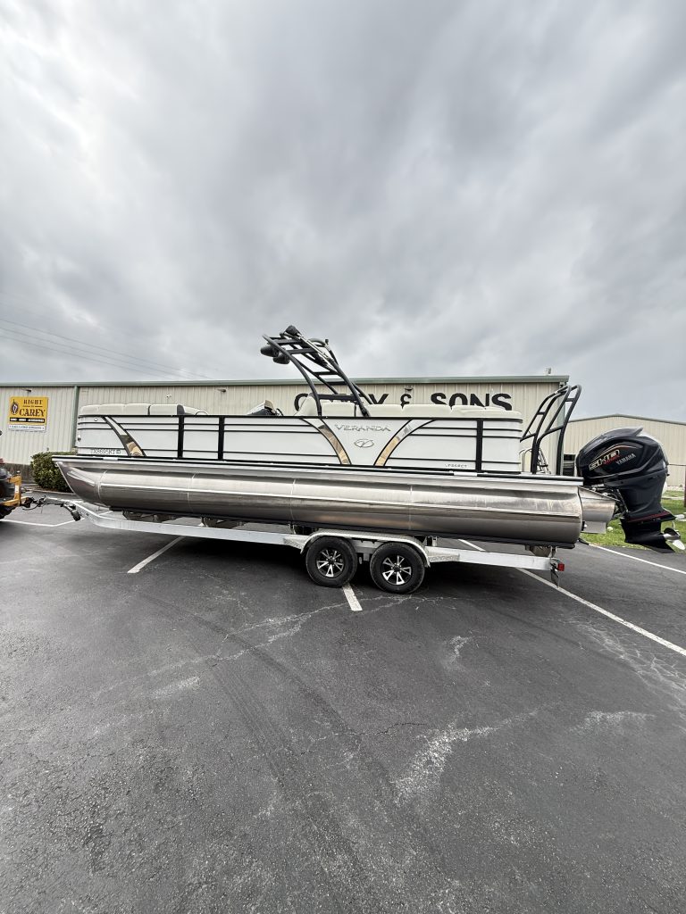 2023 VERANDA VP25RCT TRITOON