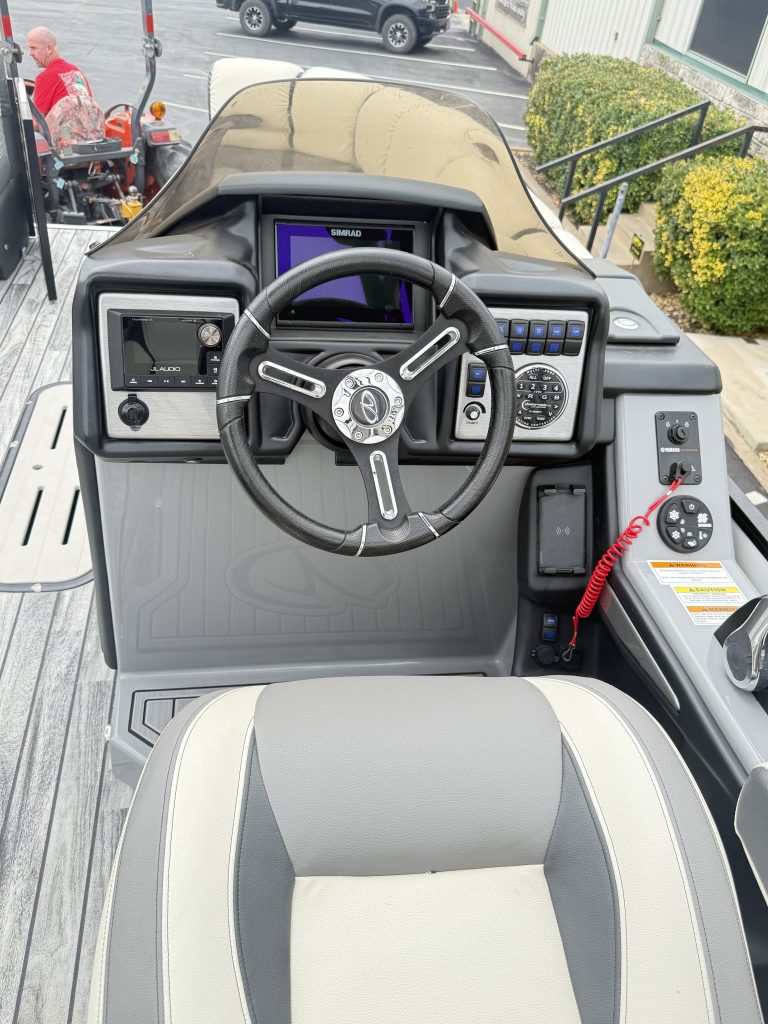 2023 VERANDA VP25RCT TRITOON