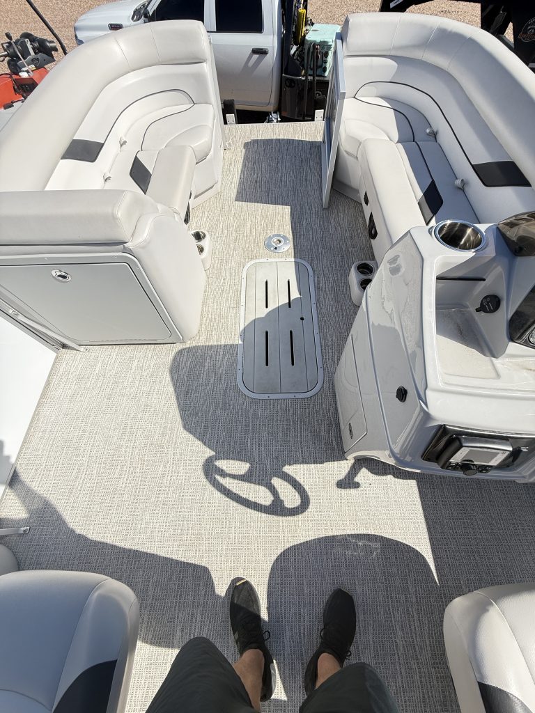 2021 G-3 SUN CATCHER 322 SS SALTWATER SERIES