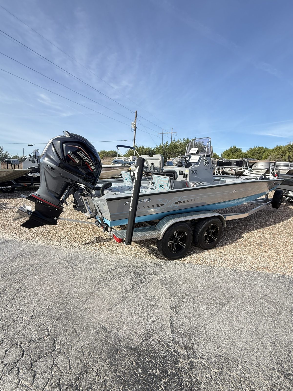 2022 XPRESS H 22 BAY