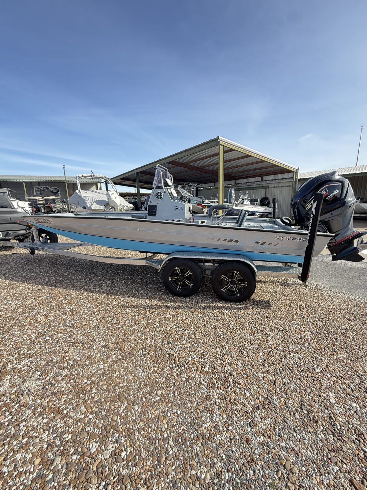 2022 XPRESS H 22 BAY