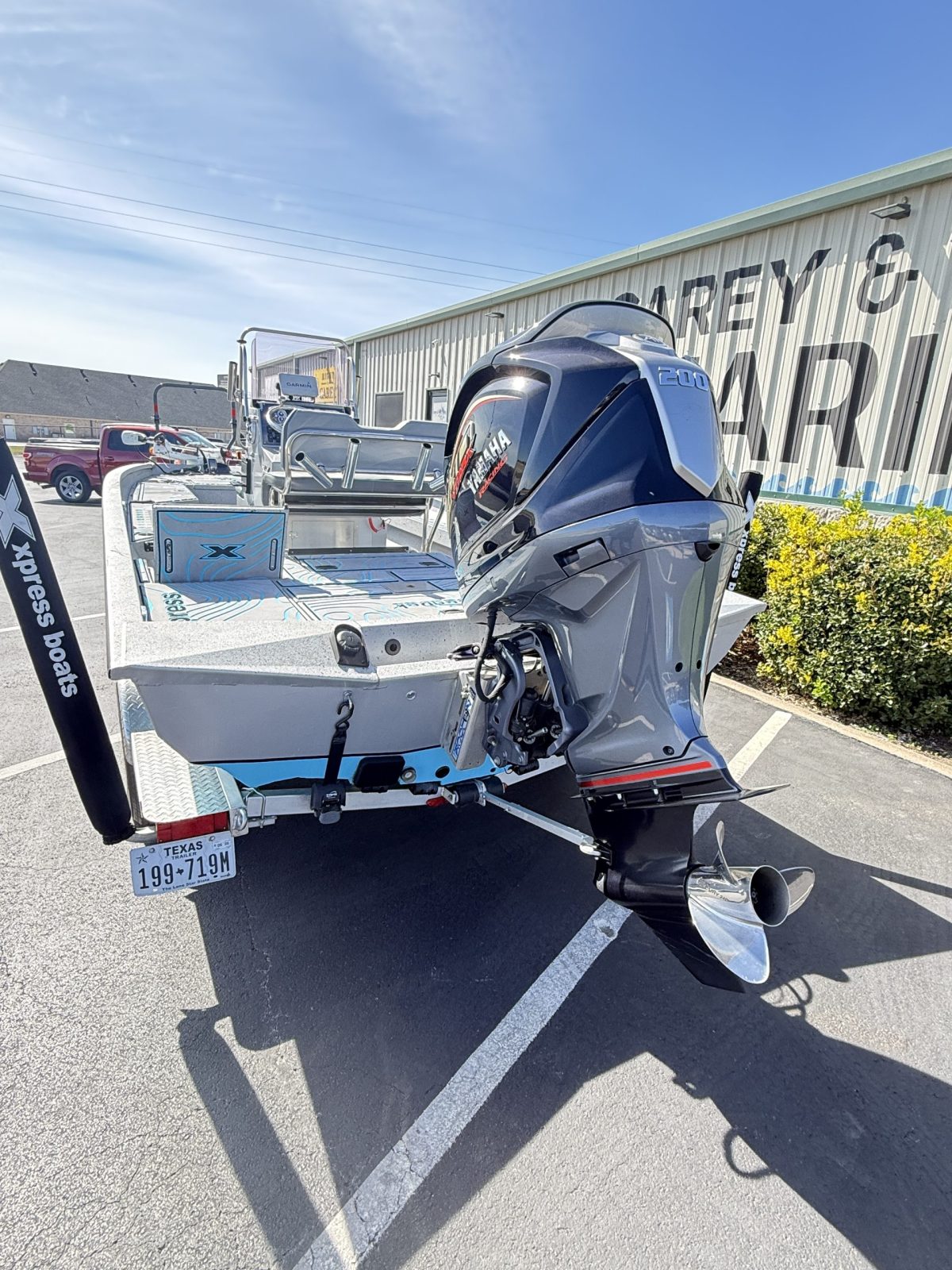 2022 XPRESS H 22 BAY